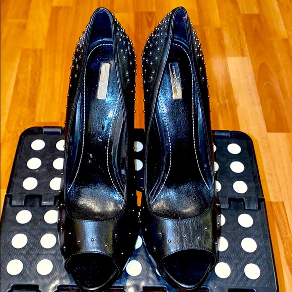 Report Signature Studded Leather Pumps👠 - Picture 2 of 9